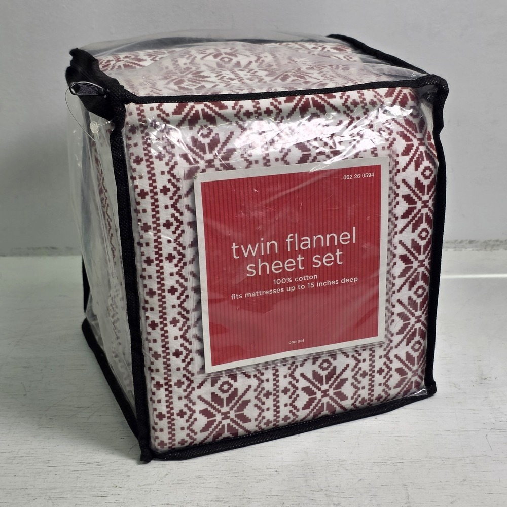 Target Brands Heavy 100% Cotton Red Holiday Snowflake‎ Flannel Twin Sheet Set